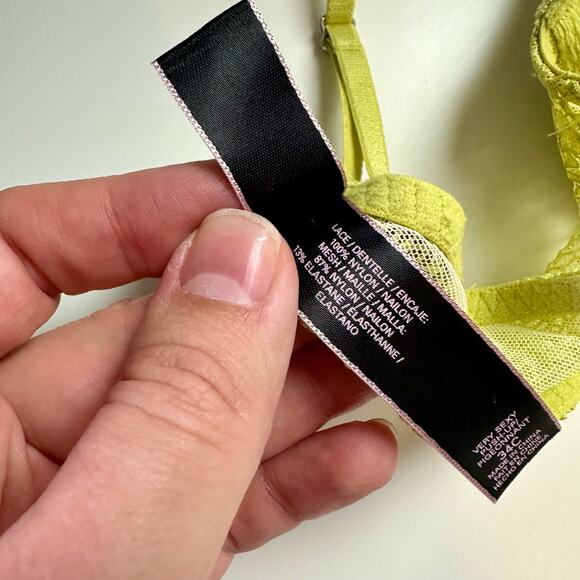 Victoria's Secret Women's 34C Very Sexy Push Up Bra Bright Green Shimmery Lace - Picture 6 of 8